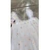 Vestido de tul en capas florales con margaritas
