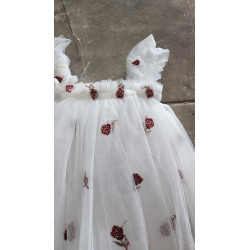 Vestido blanco tul rozas bordadas niña